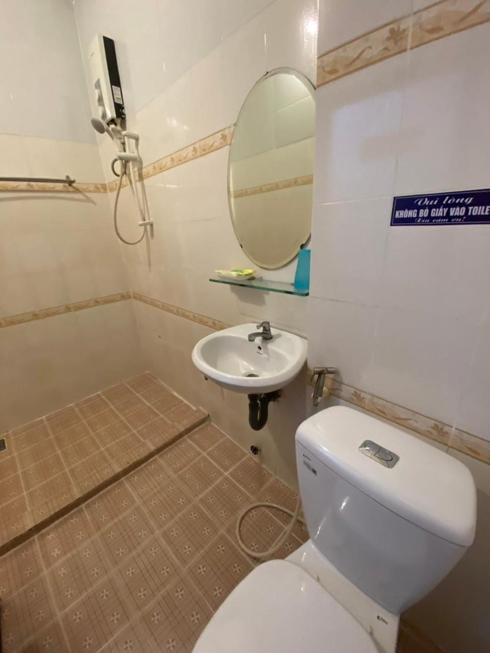 Thai Dat Hotel Ho Chi Minh City Exterior photo